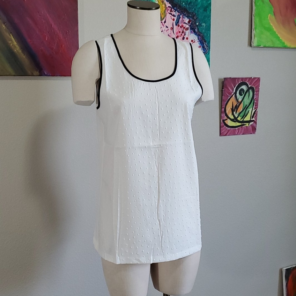 RELISHED White Contrast Trim Split-Hem Tank Top